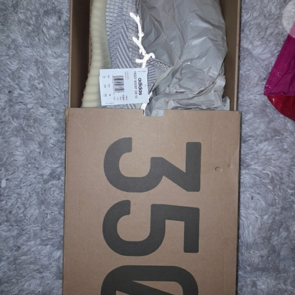 Brand new yeezy boost size 13 - Picture 2 of 2
